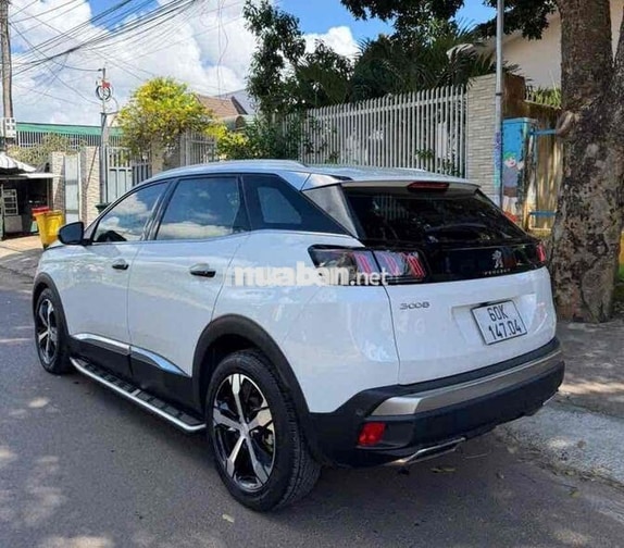 Peugeot 30***0km trắng
