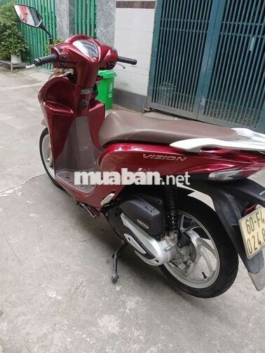 HONDA VISION MÀU ĐỎ xe đẹp  zin êm  như hình 