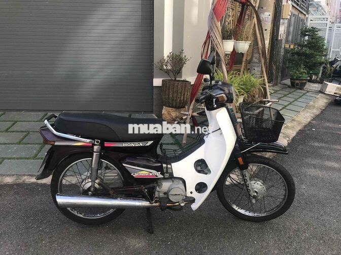 Honda Dream Thái 9 chủ