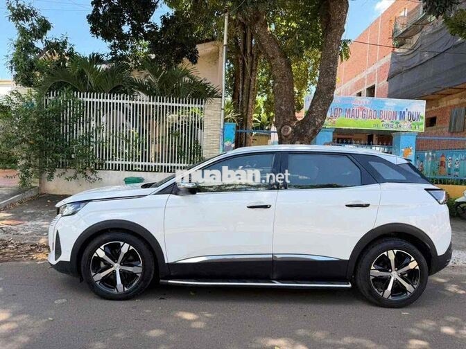 Peugeot 30***0km trắng