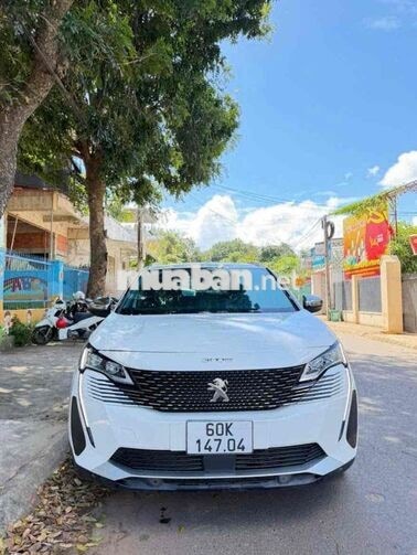 Peugeot 30***0km trắng