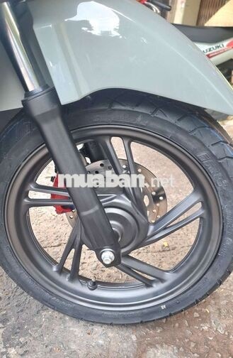 Honda SH 160 2023 màu xám xi măng như xe thùng