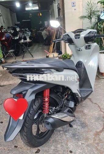 Honda SH 160 2023 màu xám xi măng như xe thùng