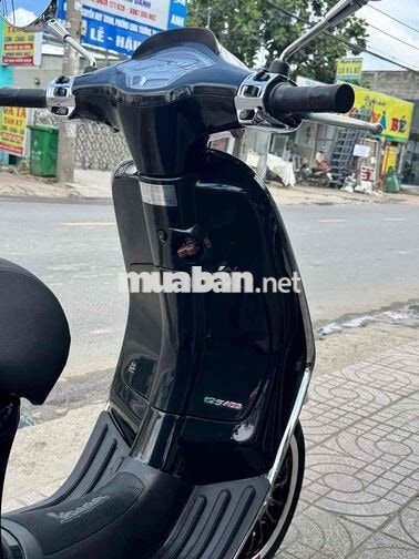 Piaggio Vespa Sprint 2021 125cc đen