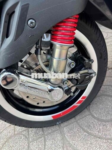 Piaggio Vespa Sprint 2021 125cc đen