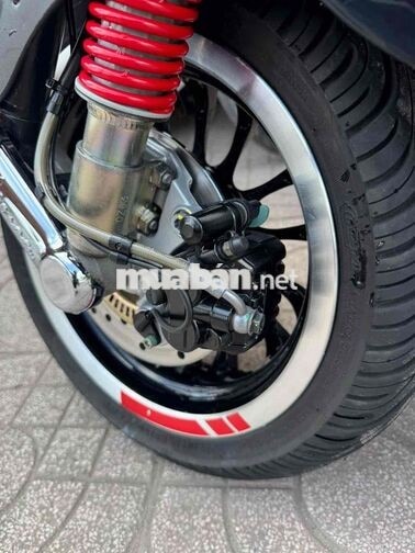 Piaggio Vespa Sprint 2021 125cc đen