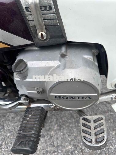 Honda Dream Thái màu nho Thái Lan