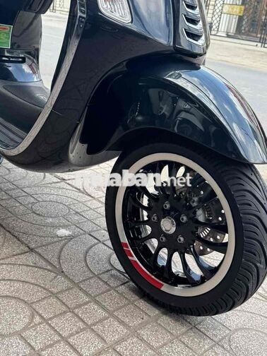Piaggio Vespa Sprint 2021 125cc đen