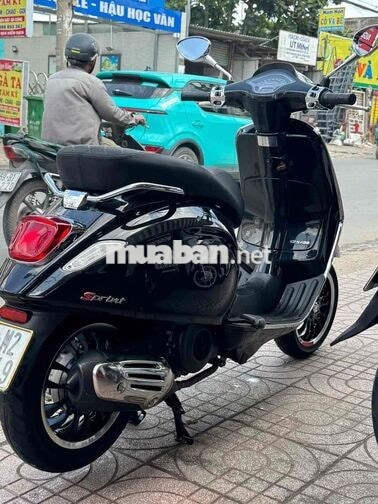 Piaggio Vespa Sprint 2021 125cc đen
