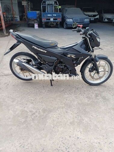 Suzuki Raider màu đen như hình hoặc giao lưu xe 