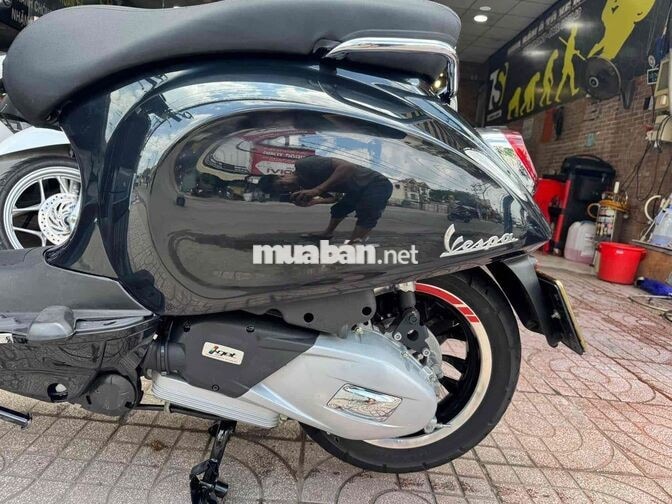 Piaggio Vespa Sprint 2021 125cc đen