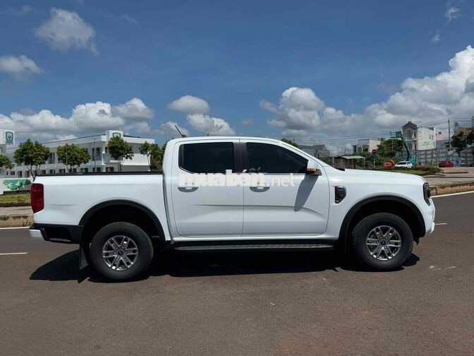 Ford Ranger Xls 2024 2.0L 4x2 AT Odo Chuẩn 4van