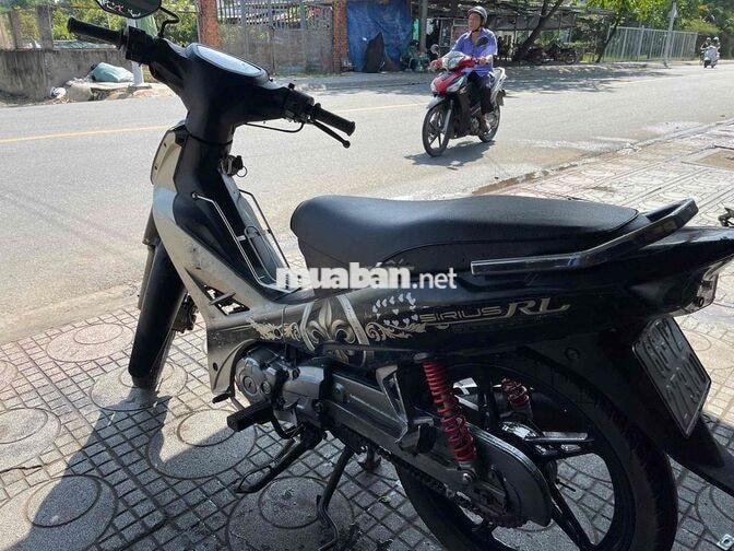 Yamaha Sirius RL đen xám