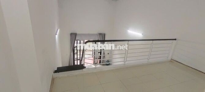 ngay bên cạnh siêu thị MEGA – thuận tiện đi lại, mua sắm và sinh hoạt.