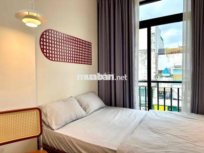 Studio ban công xinh xắn, thang máy thuận tiện tại Tô Hiến Thành
