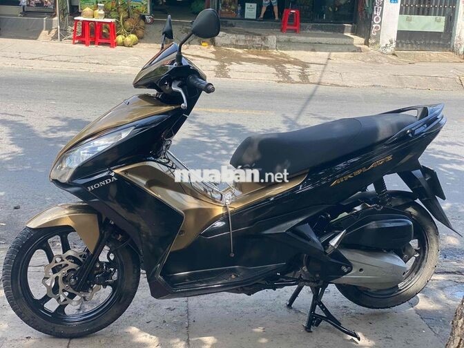 Honda Air Blade Đen Vàng. ZIN CHẤT. CO GÓP. BS 59
