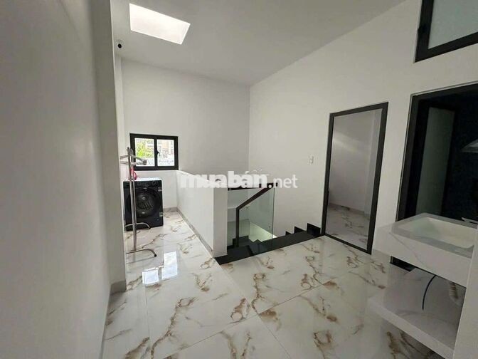 Cho Thuê Nhà 2 tầng mặt tiền đường Quách Xân