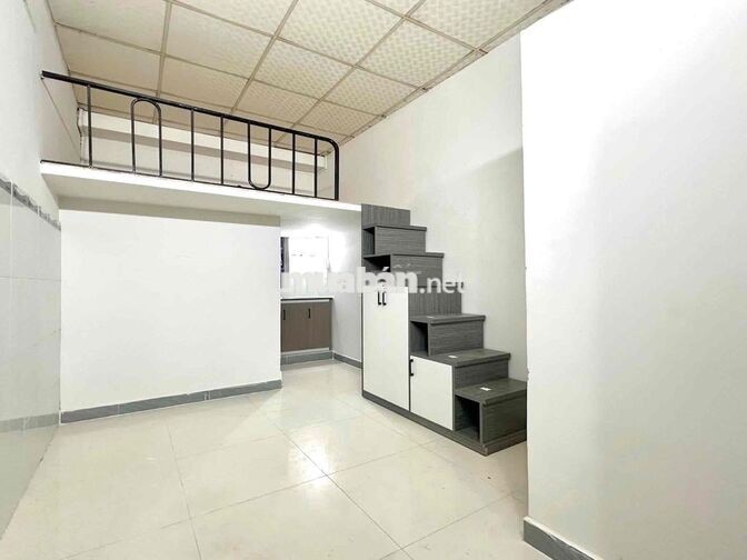 CHO THUÊ PHÒNG GÁC LỬNG CỬA SỔ TRỜI - NỘI THẤT CƠ BẢN ĐƯỜNG CHIẾN LƯỢC