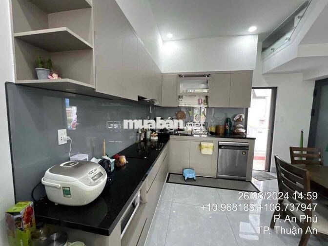 CHÍNH CHỦ CẦN BÁN GẤP, nhà đang cho thuê giá 11tr/th