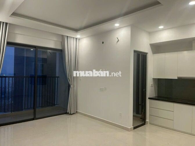 Chính chủ căn 2PN - 72m2 giá lỗ 300tr. tầng đẹp view đẹp