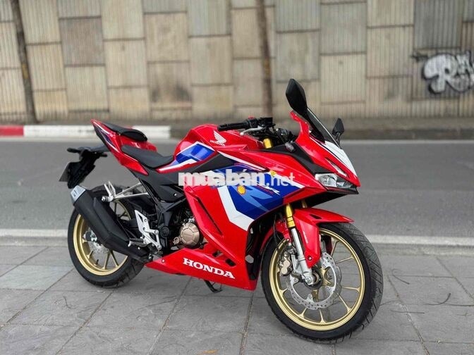Honda CBR150R 2026 Đỏ HRC xe lướt mới đập thùng