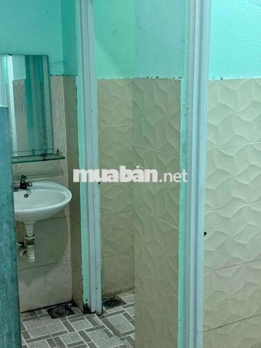Kho xưởng 1/Quốc Lộ 1A-An Phú Đông-Q12.Dt 620m2 kho 540m2. 60tr