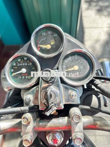 SYM Husky 125 2018 màu đen