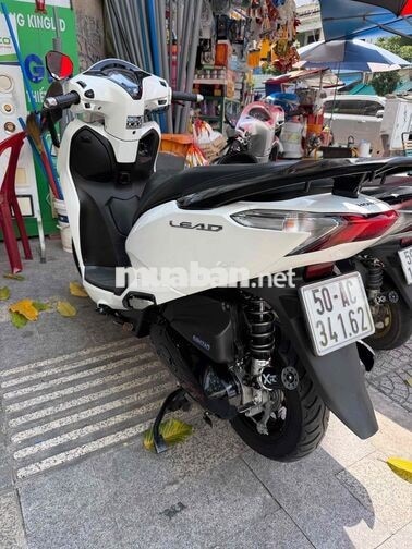 Honda Lead màu Trắng
