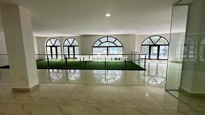 VĂN PHÒNG 90m2 Vĩnh Khánh Q4, gần Tôn Đản