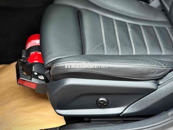 Mercedes C300 AMG 2017 Bạc