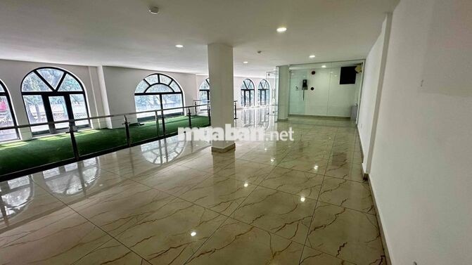 VĂN PHÒNG 90m2 Vĩnh Khánh Q4, gần Tôn Đản