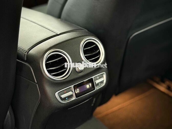 Mercedes C300 AMG 2017 Bạc