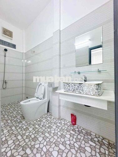 RẺ HƠN NỀN, NHÀ GẦN ĐHYD HẺM 388Z,SAU LƯNG KDC ĐẠI NGÂN, CHỐT NHANH