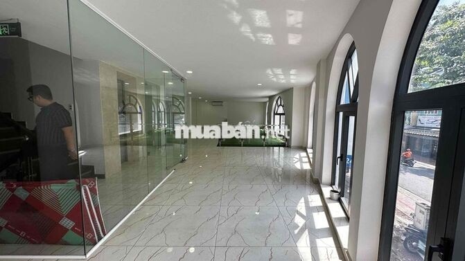 VĂN PHÒNG 90m2 Vĩnh Khánh Q4, gần Tôn Đản