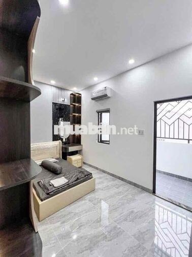 nhà 2 lầu mới mặt tiền Nguyễn Đệ, Cần Thơ giá 8 tỷ 390 triệu (T Lượng)