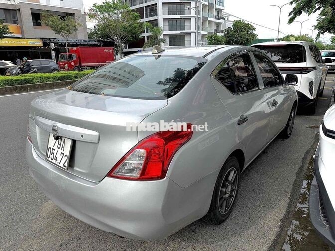 Nissan Sunny 2013 Số sàn Bạc