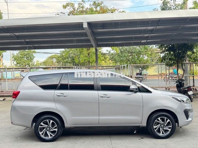 Toyota Innova 2020 E MT 135339km Bạc