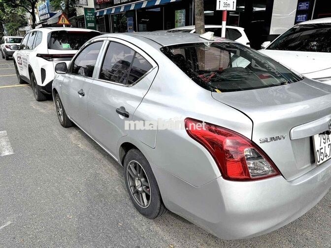 Nissan Sunny 2013 Số sàn Bạc