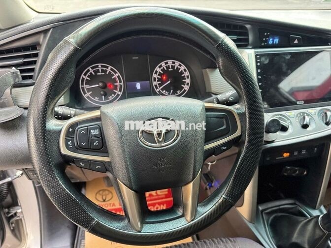 Toyota Innova 2020 E MT 135339km Bạc