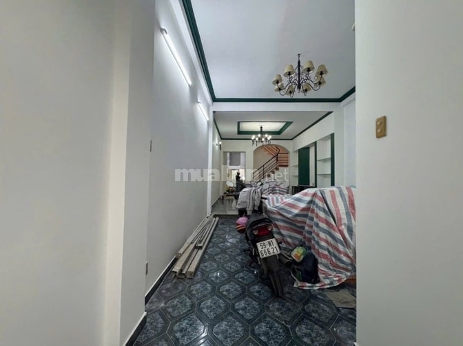 Nhà Rộng rãi 3 PHÒNG 4,3x21 NGUYỄN ĐÌNH CHIỂU. 