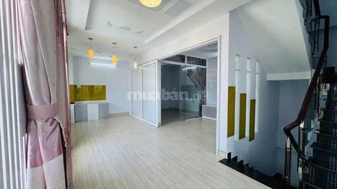  Cho thuê nhà góc 2 mặt tiền, KDC Bình Hưng đường 12m, đường QL50, gần