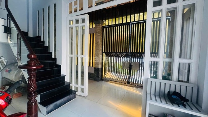  Cho thuê nhà góc 2 mặt tiền, KDC Bình Hưng đường 12m, đường QL50, gần