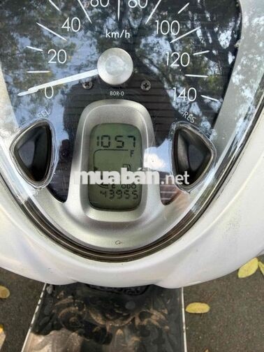 Yamaha Latte màu Trắng