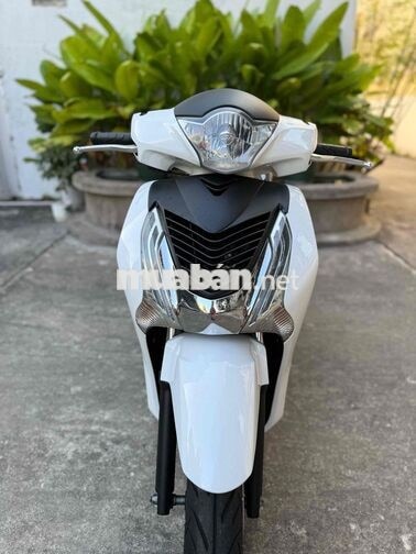 Honda SH 125 2016 màu trắng