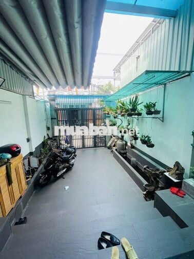 cho thuê nhà nguyên căn 103.5m2 quốc lộ 13 đối diện kđt vạn phúc