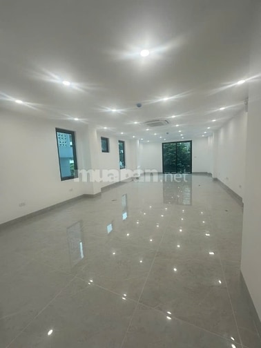 Toà Nhà mặt phố Vương Thừa Vũ 64,4m - 8 tầng - Giá đầu tư 