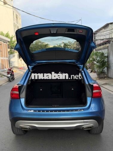 Mercedes-Benz GLA 200 2016 Xanh