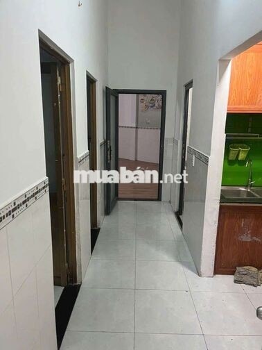 Nhà 3PN 2WC,máy lạnh, dt sử dụng 90m vuông,tam bình
