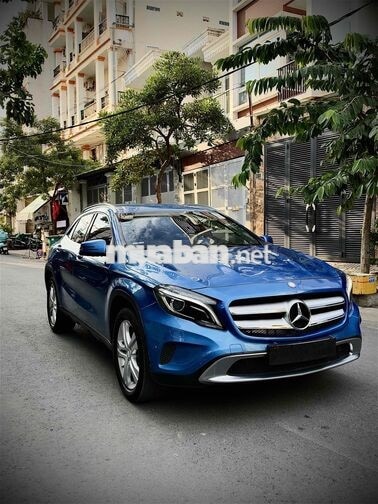 Mercedes-Benz GLA 200 2016 Xanh