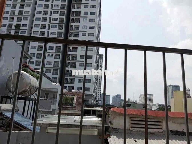 Cho thuê nhà Gần 5 TRƯỜNG ĐẠI HỌC -HXH VÕ OANH BT ,5x16M 2LẦU giá 25tr